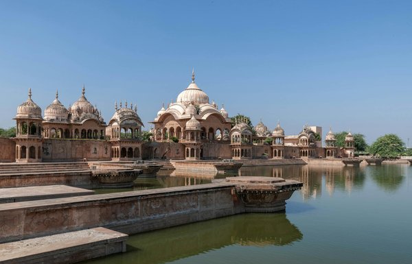 Explore Bath's Iconic Roman Baths on Unmissable UK Cruises